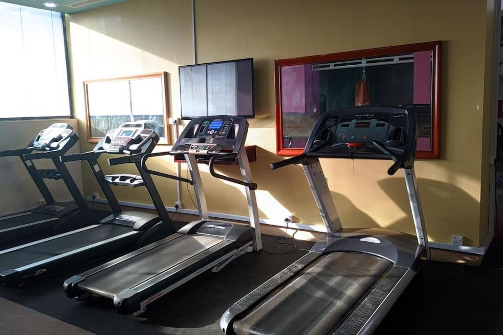 A Lovely Studio Apartment With Gym And Pool Access Dar es Salaam Exterior foto
