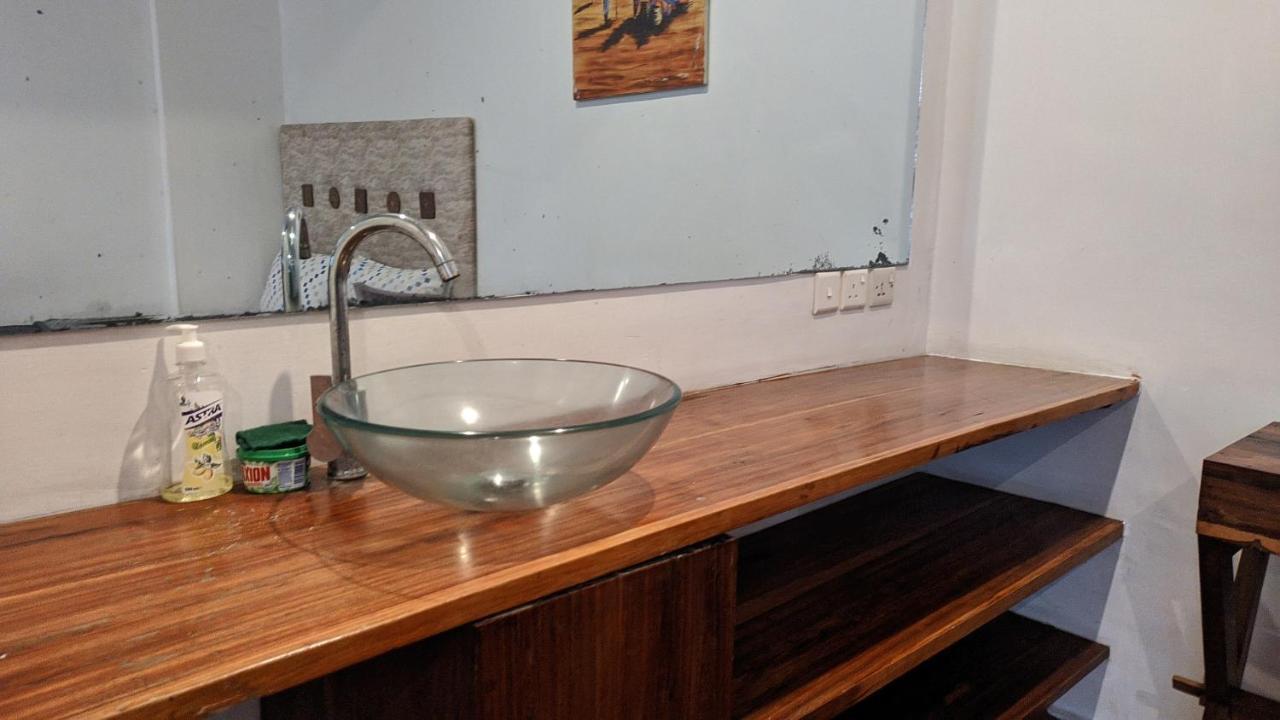 A Lovely Studio Apartment With Gym And Pool Access Dar es Salaam Exterior foto
